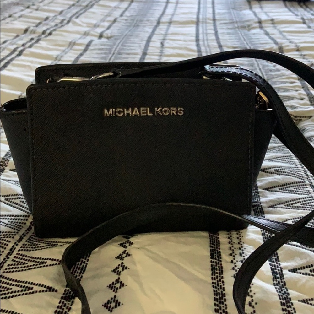 Michael Kors small cross body